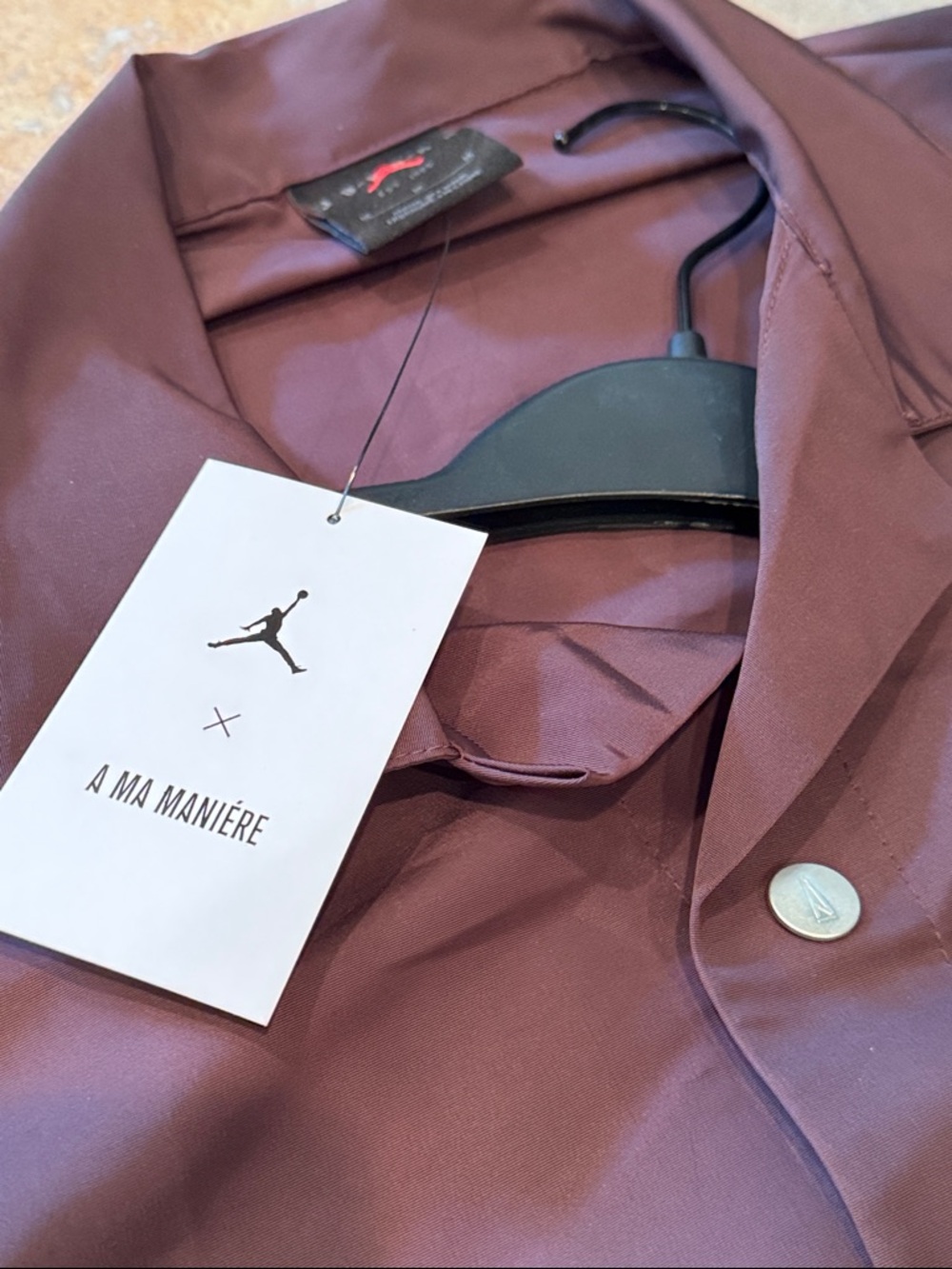 New Nike Jordan A Ma Maniere Warm Up Shirt Burgandy M $90!! - Picture 4 of 6